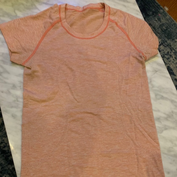 2 Lululemon Swiftly Tech Short Sleeves for $50 - Picture 2 of 3